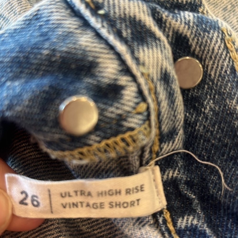 🎁 3 for $30 PacSun Acid Wash Ultra High Waisted Vintage Denim Shorts Size 26 - Picture 8 of 10